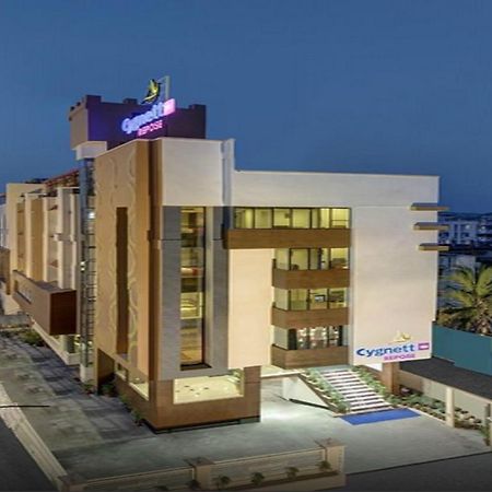 Cygnett Inn Repose Ґувахаті Екстер'єр фото